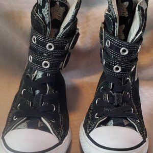 Girls Converse Chuck Taylor All Star High Tops youth 1